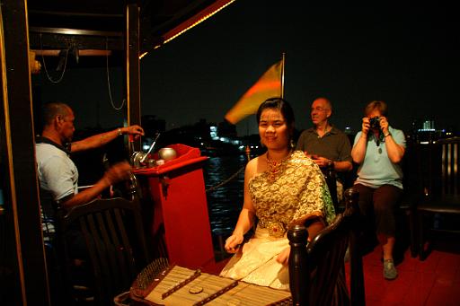 0028 Dinner cruise op Chao Praya.jpg